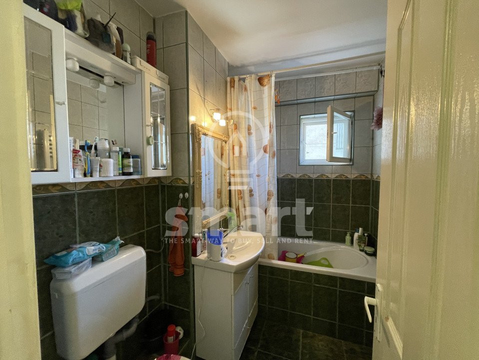 Apartament 4 camere in zona Shopping City (Corina) amplasat excelent