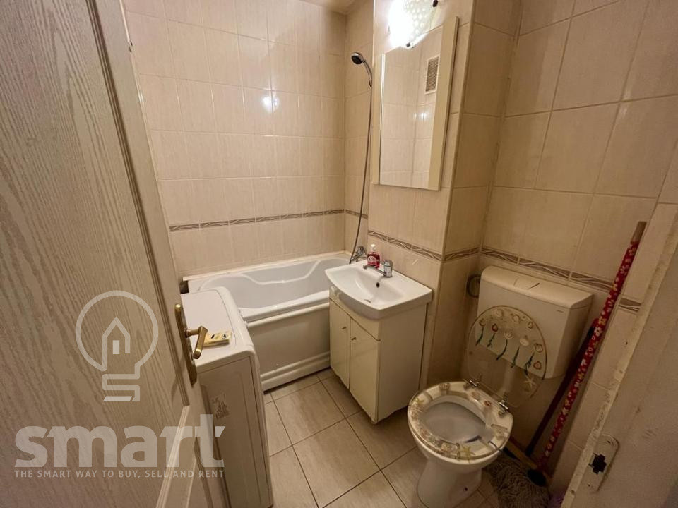 Garsoniera spatioasa 34mp cartier Manastur strada Ciobanului