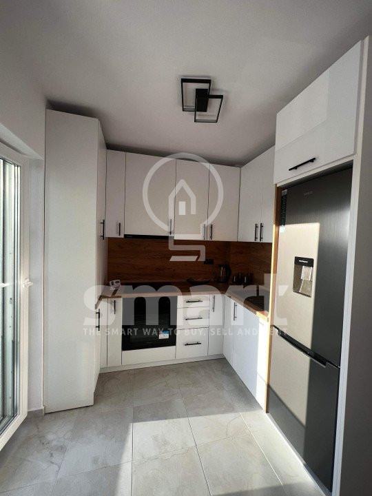 Apartament cu 3 camere și parcare, zona Eroilor