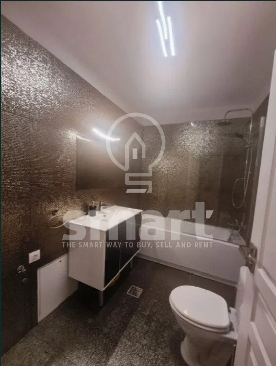 Apartament cu 2 camere, parcare, zona semicentrală