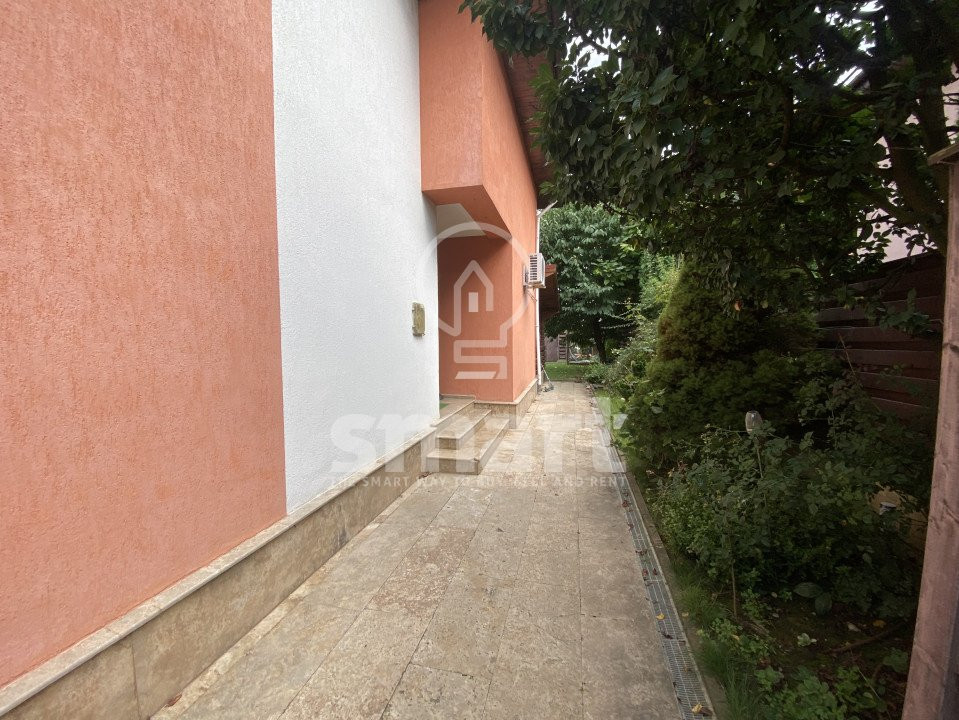 Casa individuala cu gradina si garaj Borhanci Gheorgheni 
