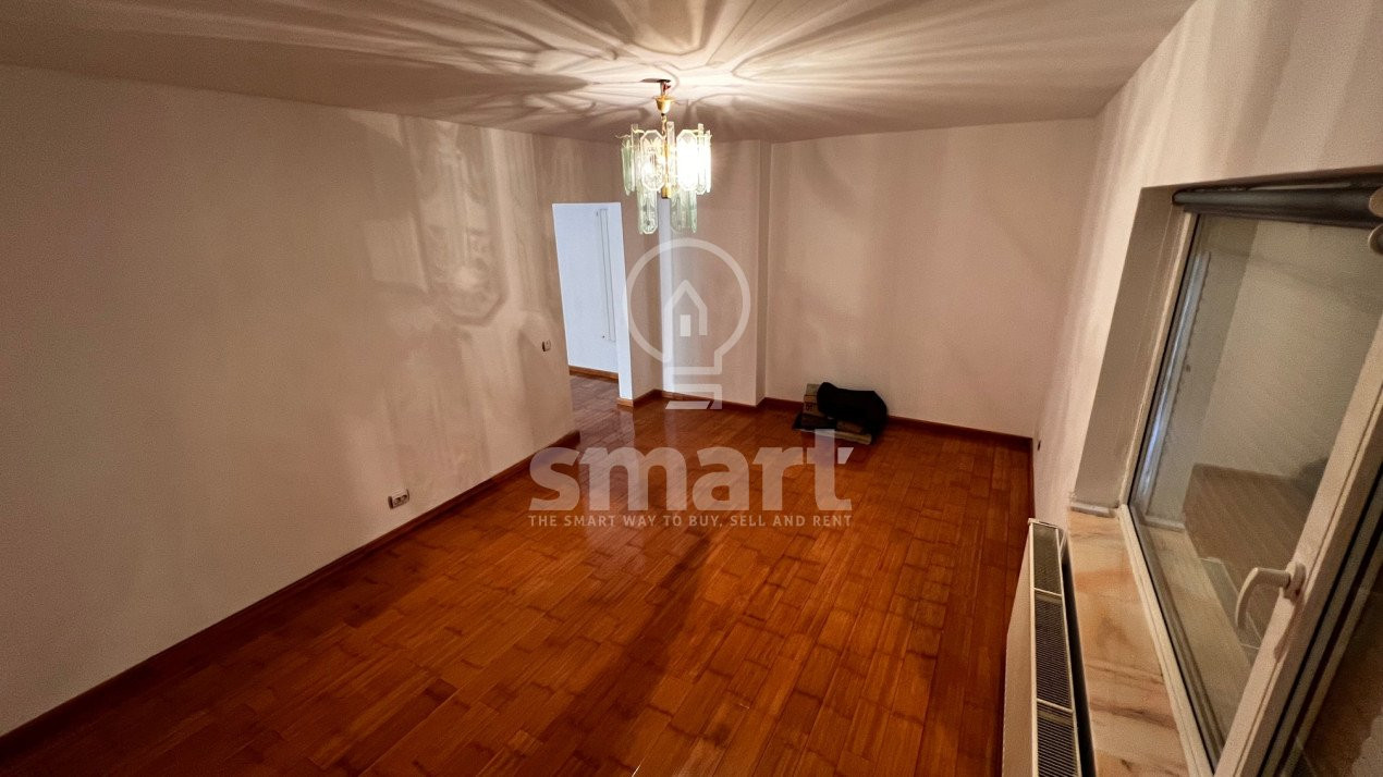 Apartament 3 camere Floresti