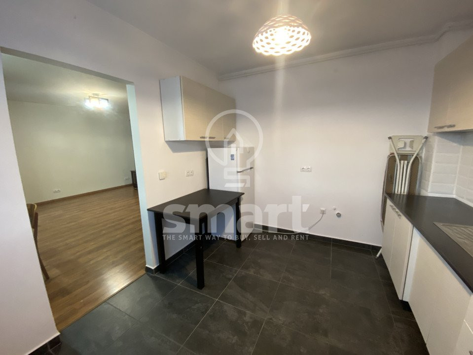 Apartament 3 camere partial mobilat Buna Ziua parcare inclusa