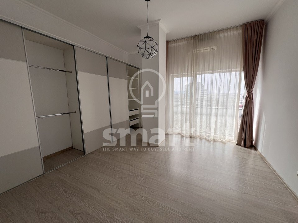 Penthouse deosebit 4 camere, Zona Centru, 200 mp terasa + 2 locuri parcare