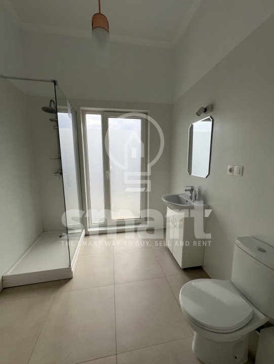 Penthouse deosebit 4 camere, Zona Centru, 200 mp terasa + 2 locuri parcare