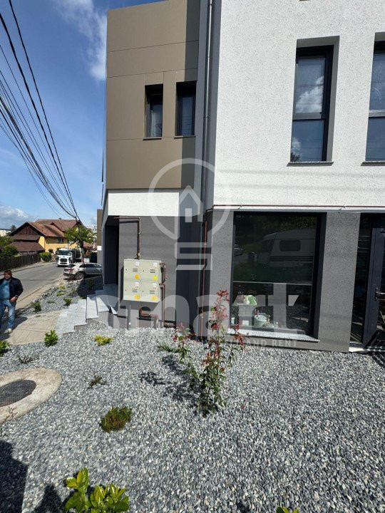 Spatiu comercial, parter bloc nou, Manastur