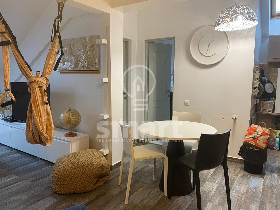 Apartament 3 camere Gherorgheni, mansarda