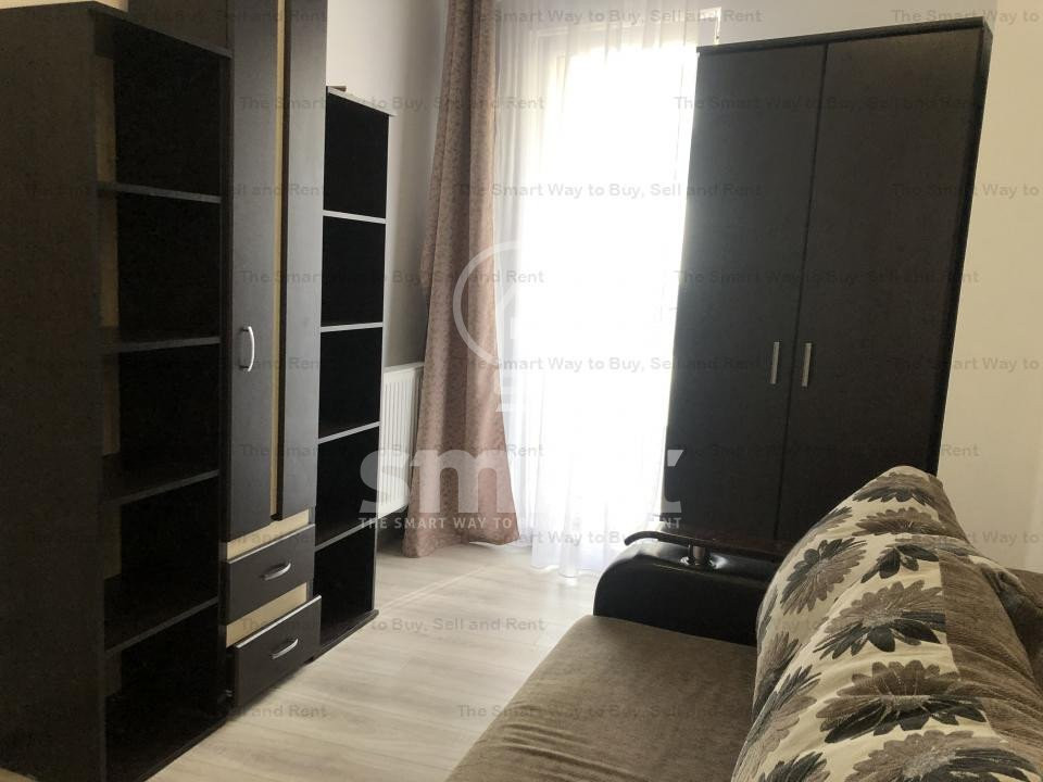 Apartament 3 camere semidecomandat Piata Abator 