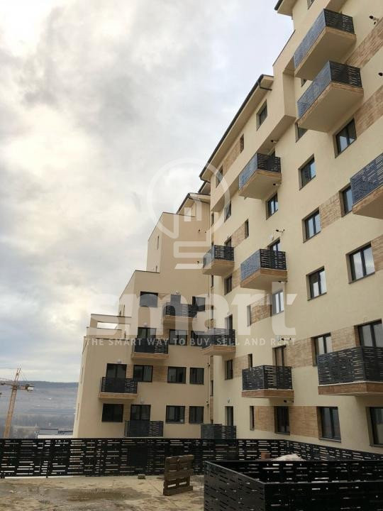 Apartament 3 camere cu parcare Floresti zona Vivo Razoare