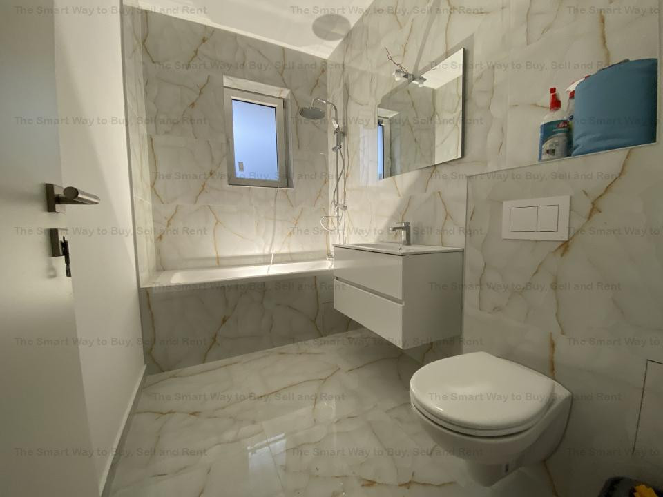Apartament 3 camere FINISAT  82 mp Zona Vivo 