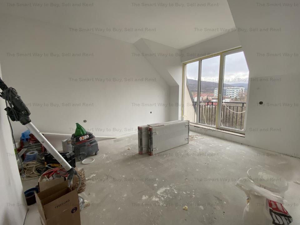 Apartament 3 camere FINISAT  82 mp Zona Vivo 
