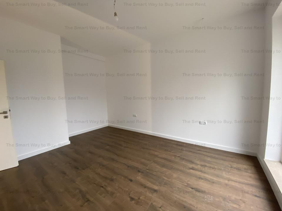 Apartament 3 camere FINISAT  82 mp Zona Vivo 